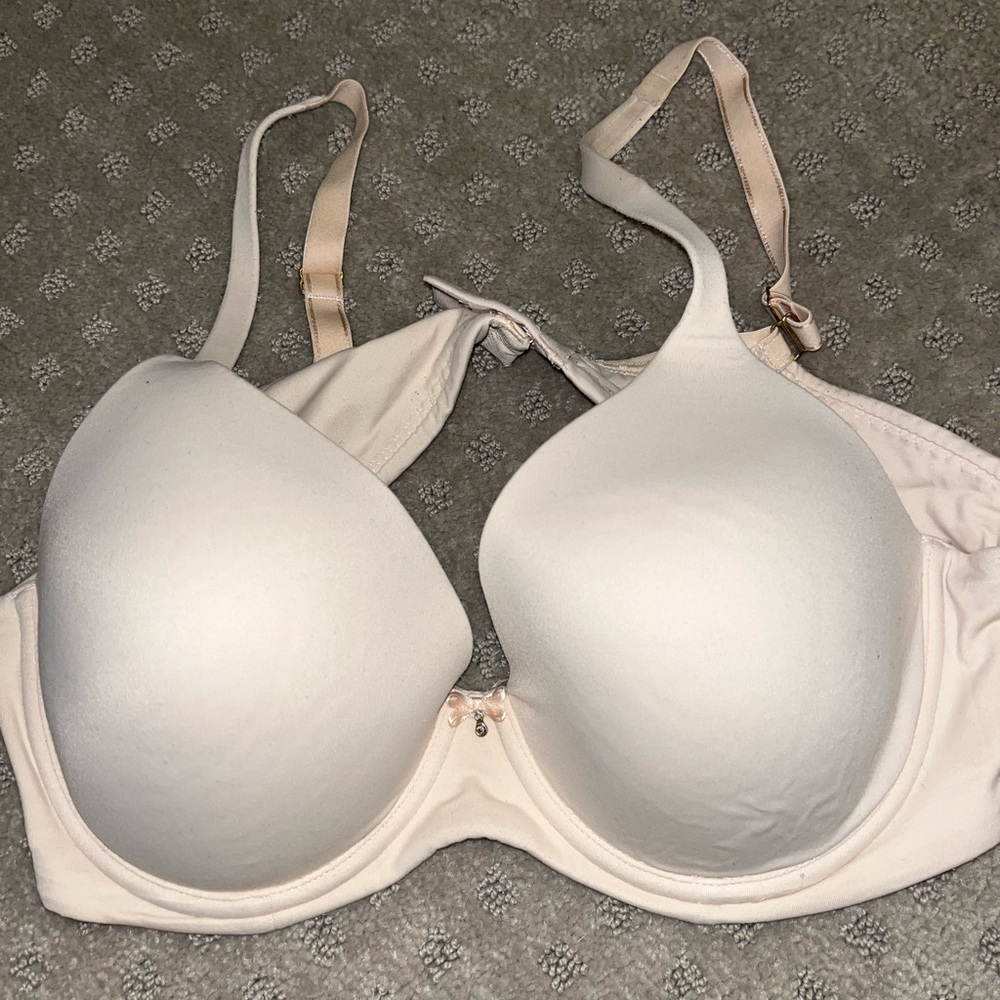 Full coverage bra